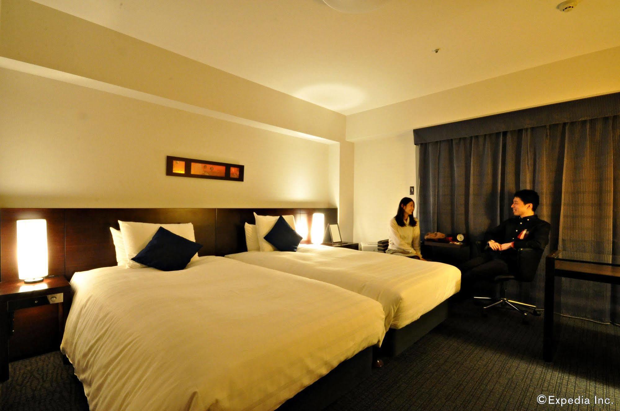 Richmond Hotel Kagoshima Tenmonkan Екстер'єр фото